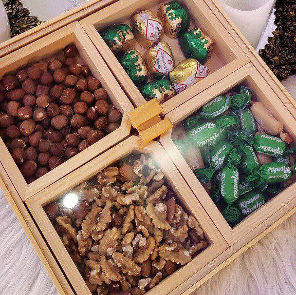 Nuts tray