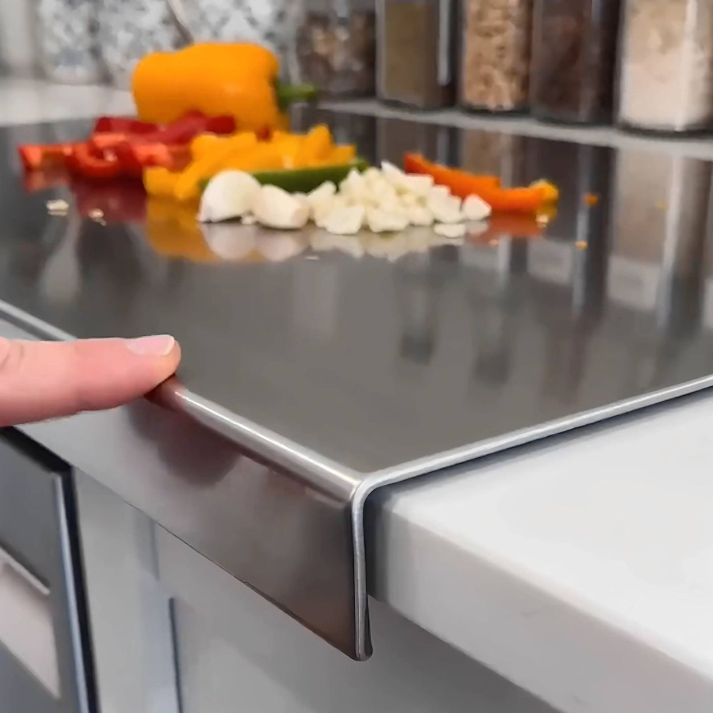 Stainless Steel Z-Shaped Cutting Board