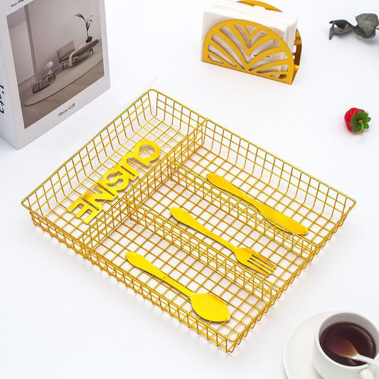 Cutlery organizer