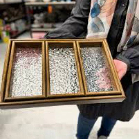 Nuts tray