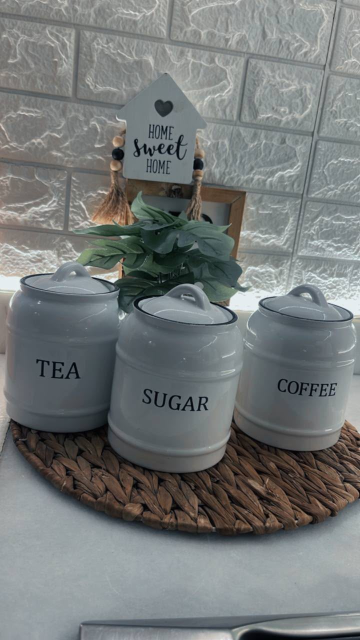 Porcelain Jar Set