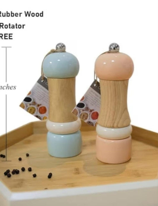 Salt and Pepper Grinder Set