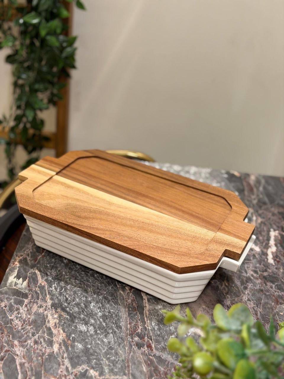 Porcelain Casserole Dish