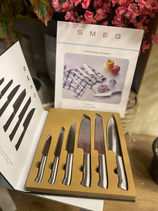 SMEG Knife Set